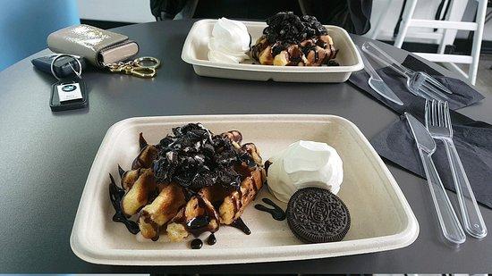 Yogland Fit Dessert & Espresso